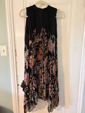 Anthropologie Black Floral Paisley Pleated Asymmetric Midi Cecily dress